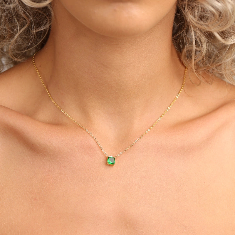 שרשרת כסף ציפוי זהב תליון ריבוע ירוק