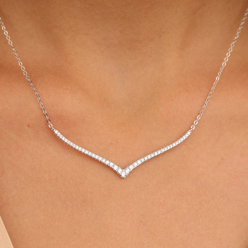 שרשרת כסף תליון משובץ "איב"