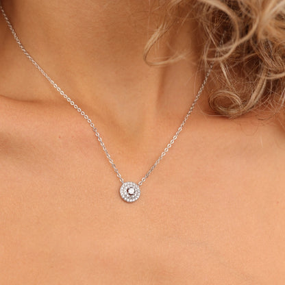 שרשרת כסף 925 עם תליון עגול משובץ אבני זירקון