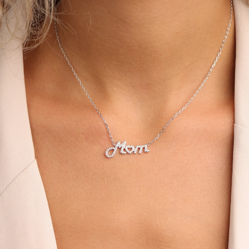 שרשרת כסף  תליון MOM בצורת לב