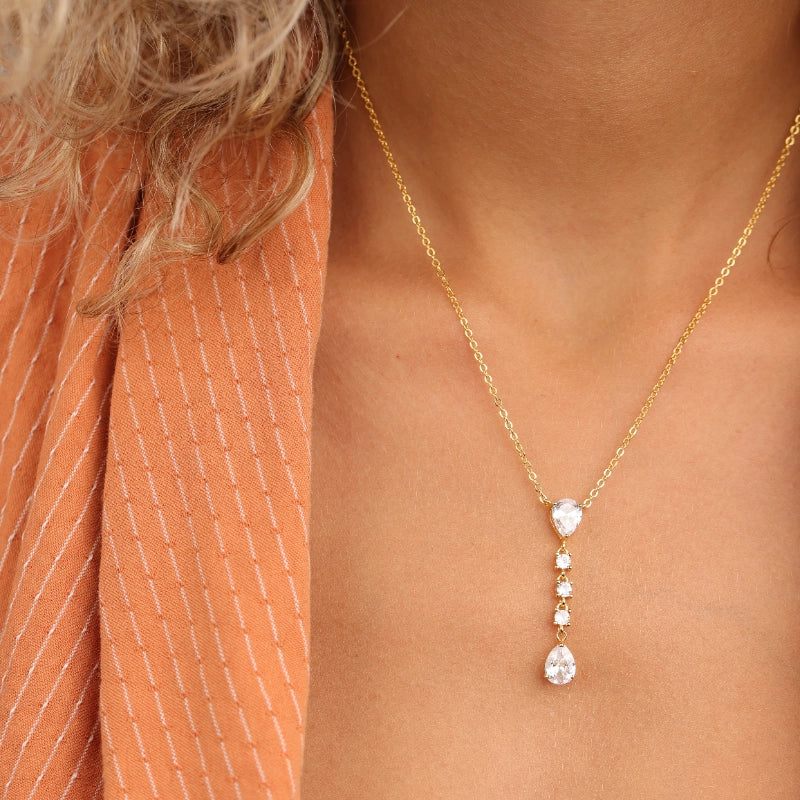 שרשרת כסף תליון טיפה חלול משובץ