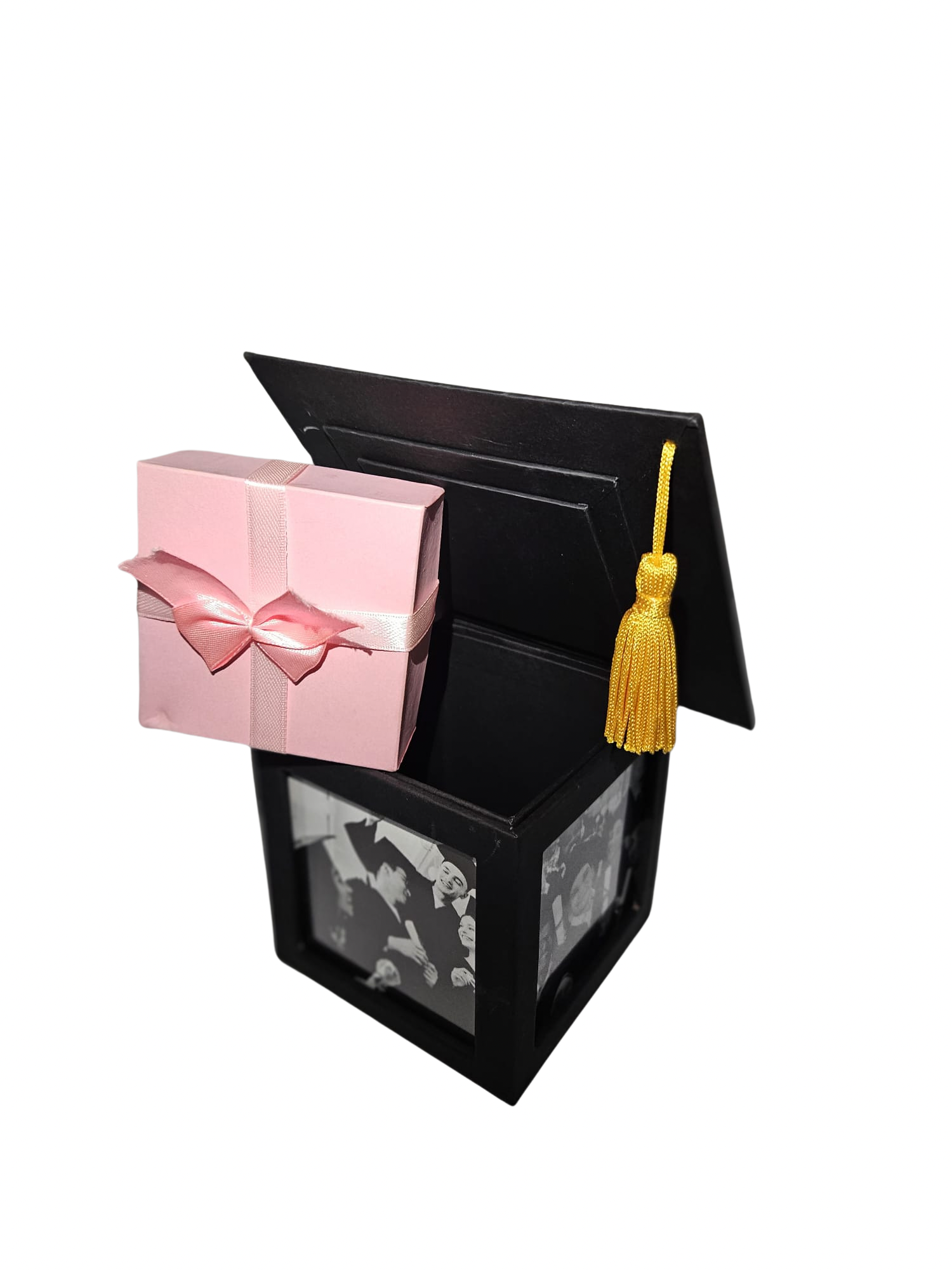 🎓 קופסת הבוגרים – מעמד תמונה אקדמי למתנה לסטודנטים ולמרצים