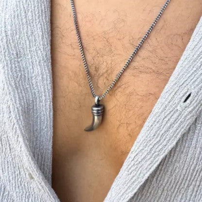 שרשרת תליון שן לגבר